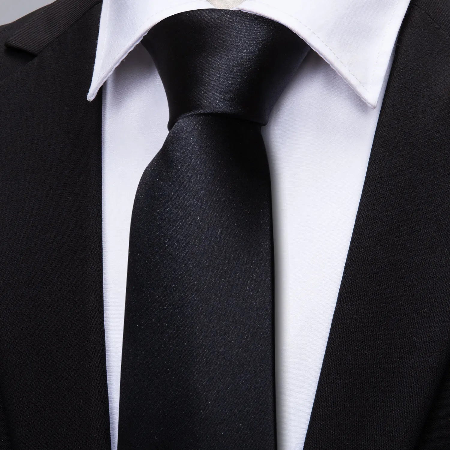 Set de Corbata Negra Elegante para Hombre con Mancuernillas y Pañuelo