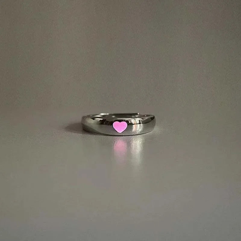 Anillo luminoso de pareja con corazón