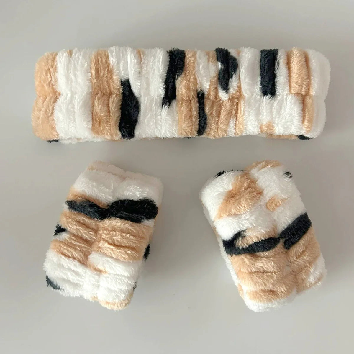 Set Spa 3 Piezas Diadema + Muñequeras Gato Leopardo