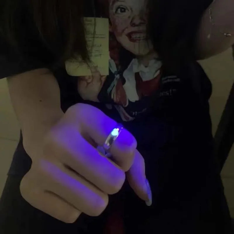 Anillo luminoso de pareja con corazón